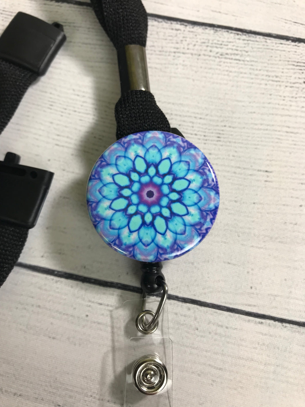 Flower Badge Reel, Blue Flower, Floral badge reel, Cute Badge Reel, nu –  My4BadgeBuilders